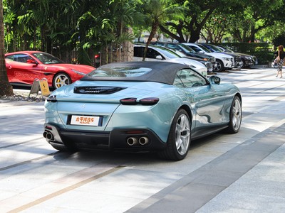 法拉利Roma外观实拍图