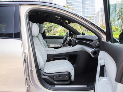 蔚来ES6空间实拍图