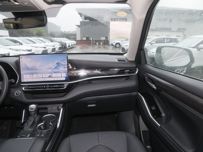 汉兰达内饰实拍图