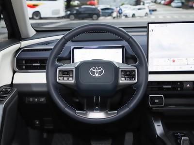 威兰达内饰实拍图