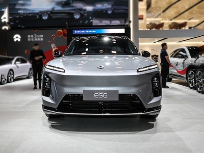 蔚来ES6外观实拍图