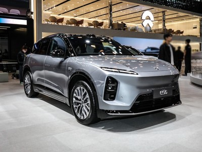 蔚来ES6外观实拍图