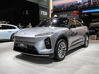 蔚来ES6外观实拍图