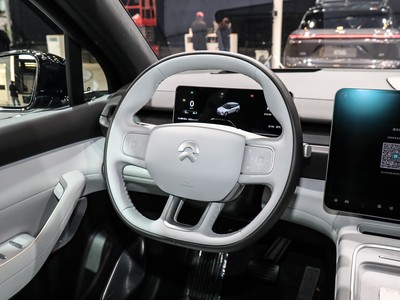 蔚来ES6内饰实拍图