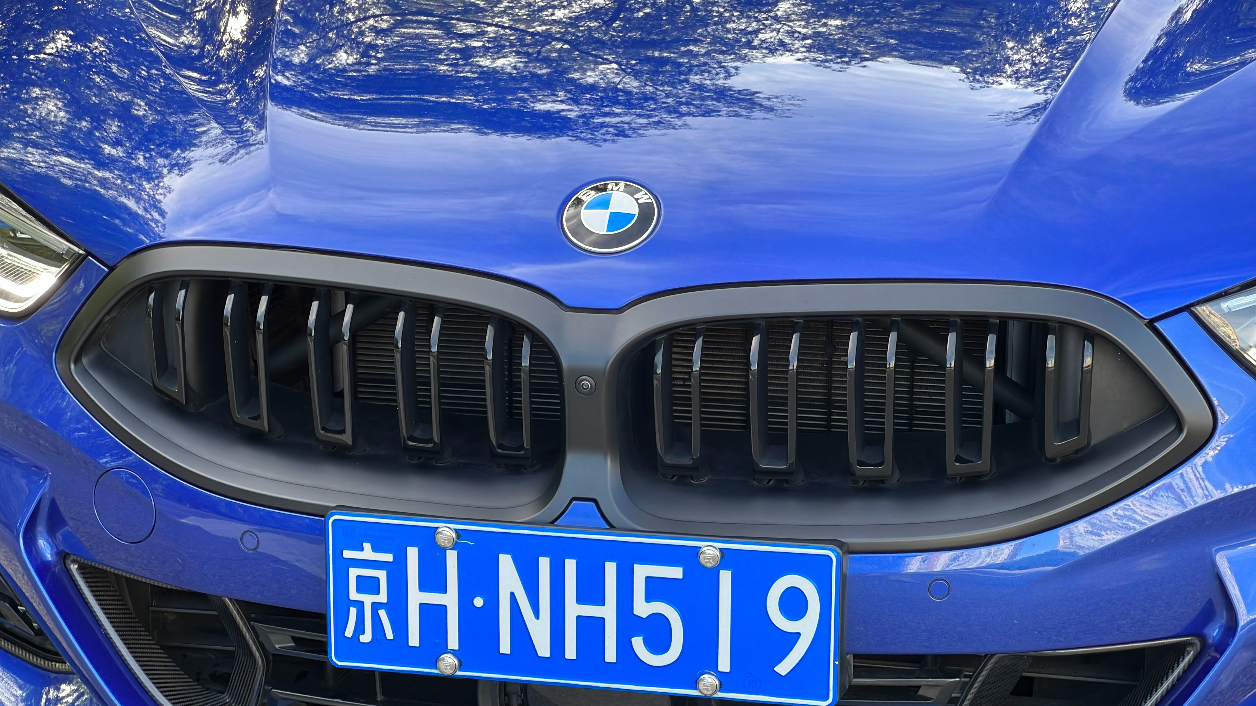 试驾宝马8系敞篷轿跑车：优雅又拉风，要性能也要格调