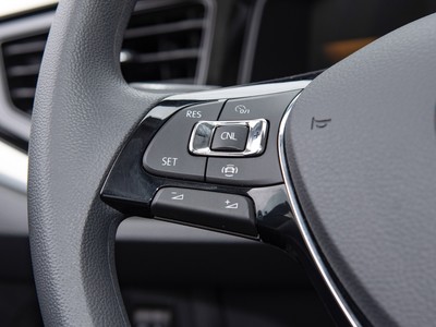 大众Polo内饰实拍图